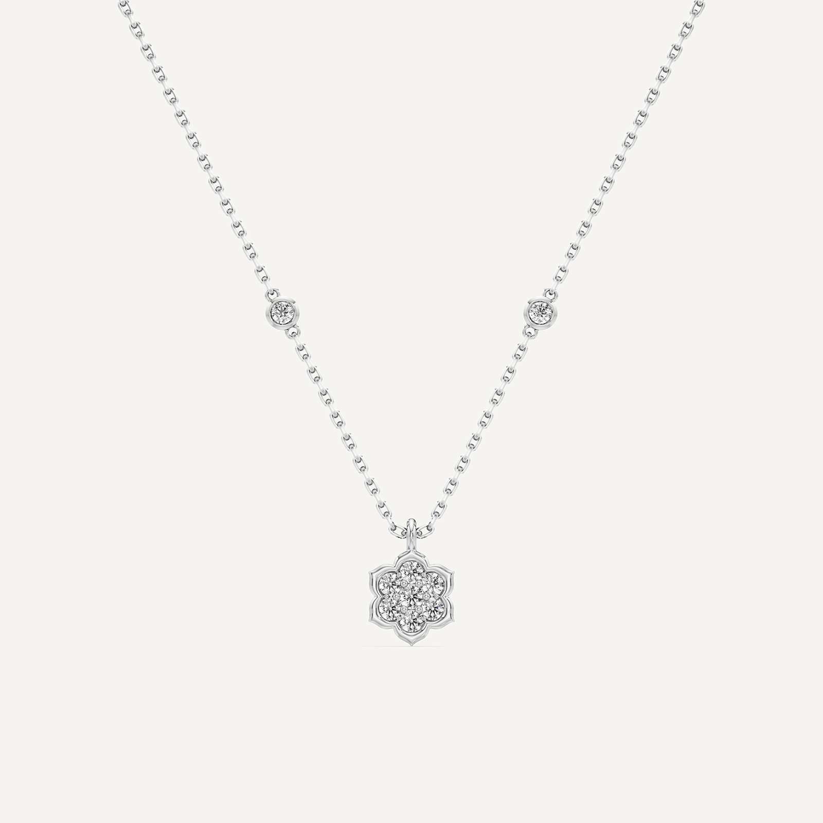 Daisy Cluster Round Diamond