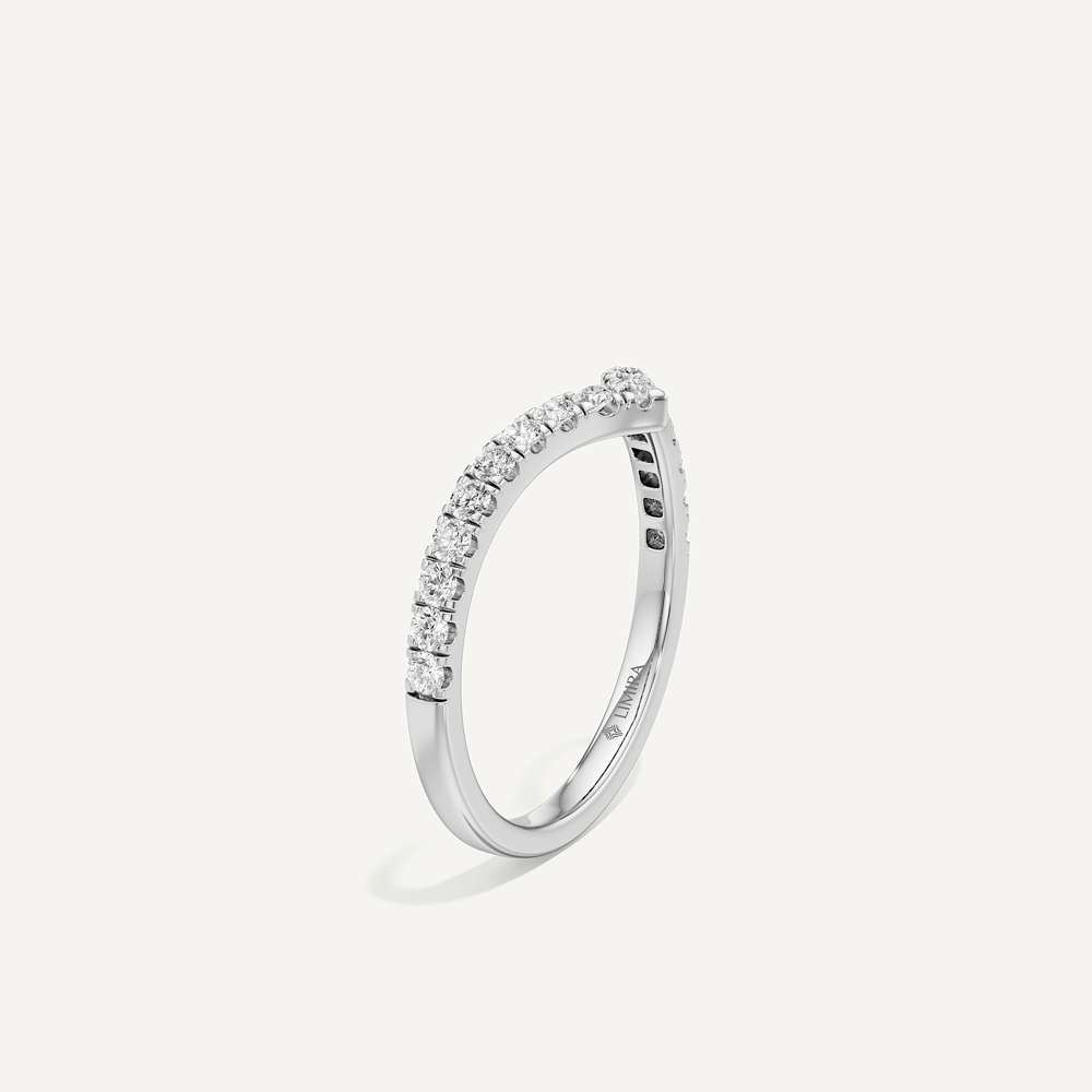 V-Crest Round Diamond