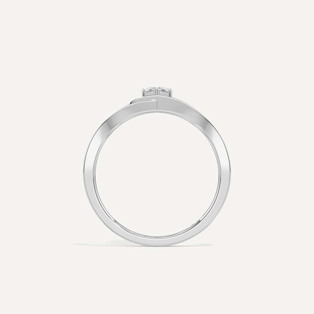 Bianca Pear Halo Diamond